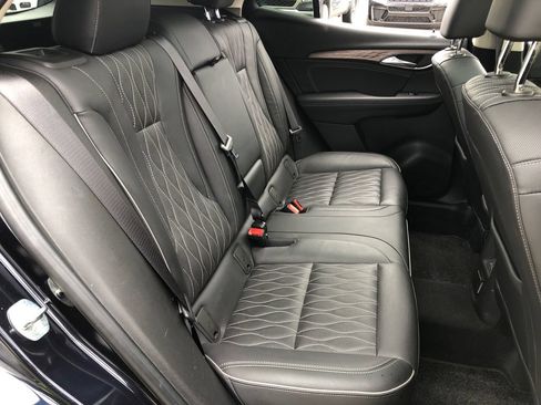 Used 2021 Buick Envision Avenir w/ Technology Package II AWD/4WD image 25