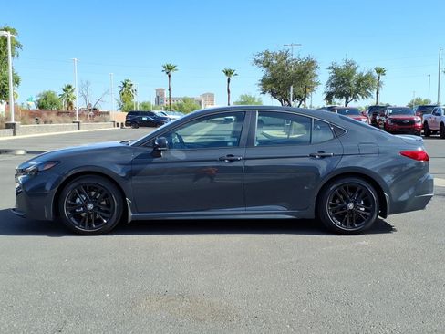 Used 2026 Toyota Camry SE FWD image 2