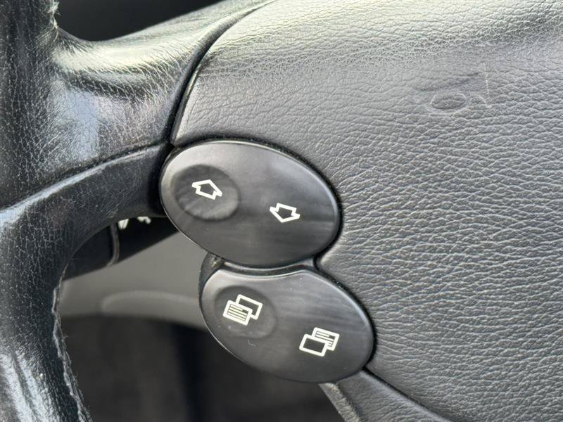 Used 2004 Mercedes-Benz SL 600 image 28