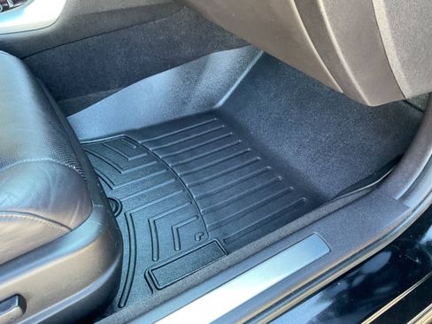 Used 2015 Acura TLX V6 w/ Technology Package FWD image 45