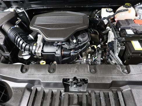 Used 2024 Chevrolet Blazer RS w/ Driver Confidence II Package FWD image 28
