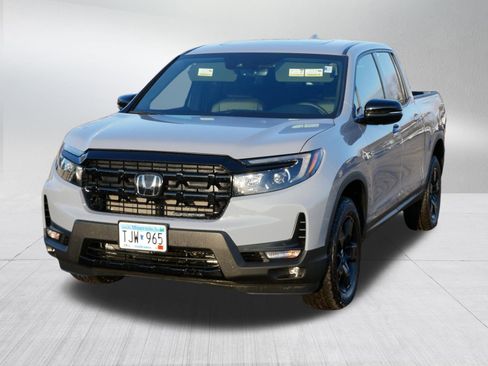 Certified 2026 Honda Ridgeline Black Edition image 2