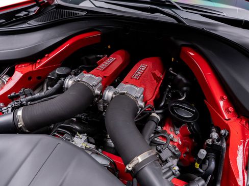 Used 2019 Ferrari Portofino Base image 67