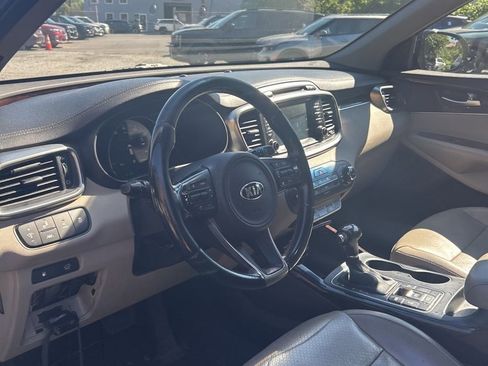 Used 2018 Kia Sorento EX w/ EX Advanced Touring Package AWD/4WD image 7