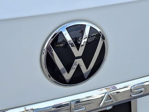 Used 2023 Volkswagen Atlas SE AWD/4WD image 27