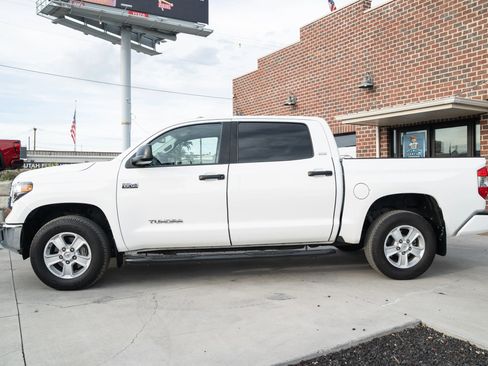 Used 2021 Toyota Tundra SR5 image 3