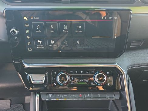 New 2025 GMC Sierra 2500 Denali w/ Denali Reserve Package image 16