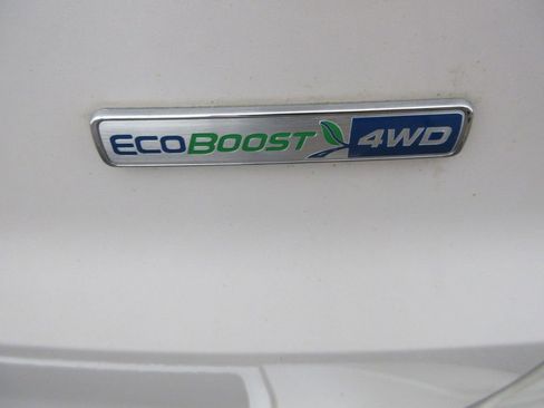 Used 2018 Ford Explorer Limited w/ Class II Trailer Tow Package image 10