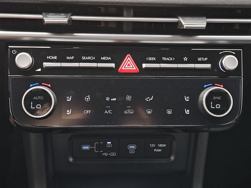 New 2026 Hyundai Tucson Limited AWD/4WD image 18