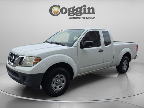 Used 2019 Nissan Frontier S RWD image 1