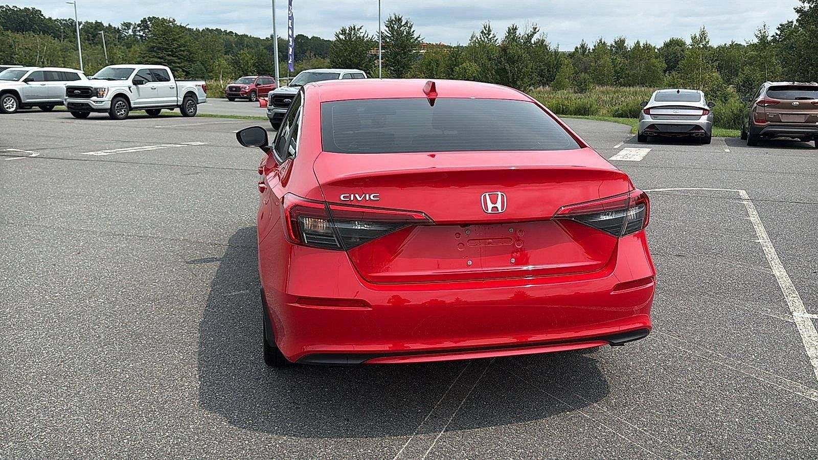 Used 2023 Honda Civic EX image 8