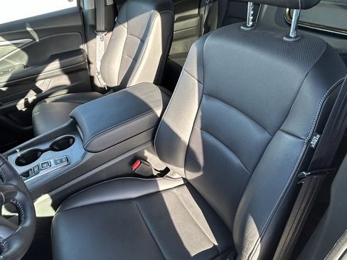 Used 2025 Honda Ridgeline RTL image 17