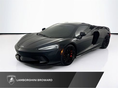 Used 2023 McLaren GT image 1
