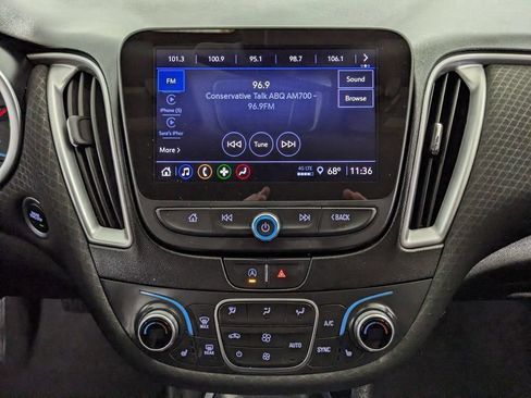 Used 2024 Chevrolet Malibu LT FWD image 8
