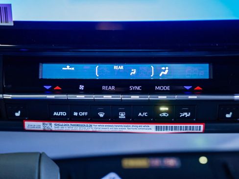 New 2026 Toyota Sienna XLE image 24