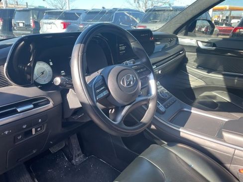 Used 2024 Hyundai Palisade Calligraphy image 8