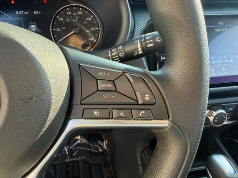 Used 2024 Nissan Kicks SV FWD image 27