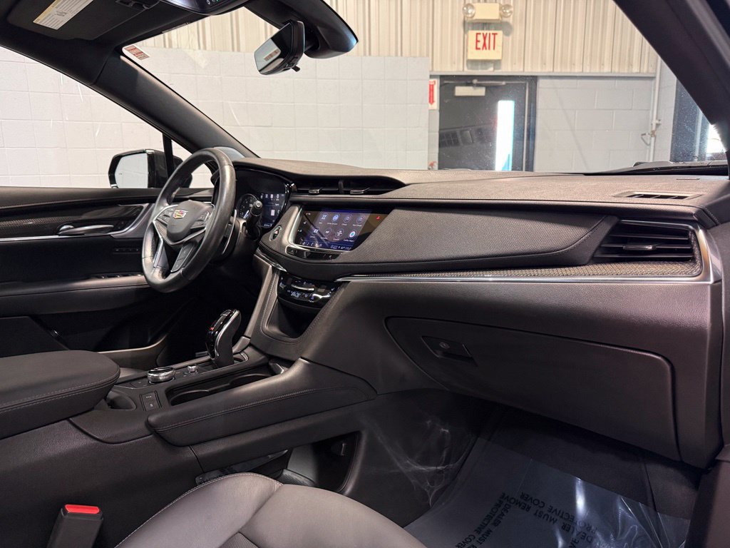 Used 2022 Cadillac XT5 Sportv w/ Technology Package AWD/4WD image 20