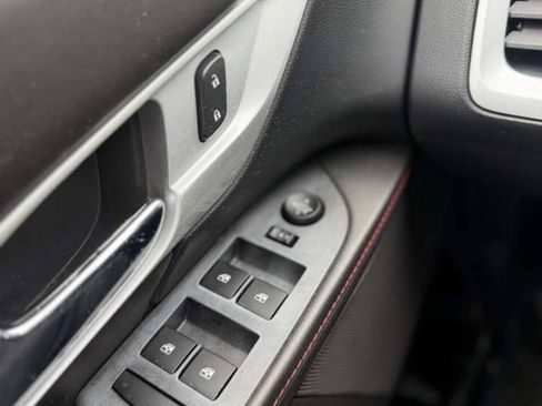Used 2013 GMC Terrain SLE FWD image 25