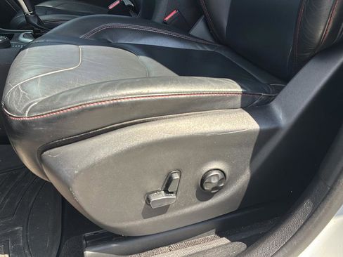 Used 2014 Jeep Cherokee Trailhawk w/ Leather Interior Group AWD/4WD image 23