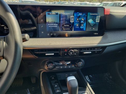 New 2026 Nissan Kicks SV image 9