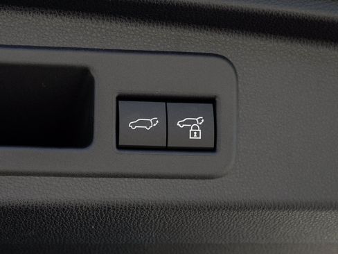 New 2026 Toyota 4Runner Limited AWD/4WD image 15