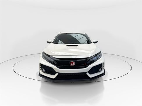 Used 2019 Honda Civic Type R image 3