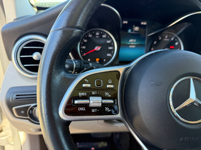 Used 2021 Mercedes-Benz GLC 300 w/ Premium Package image 19