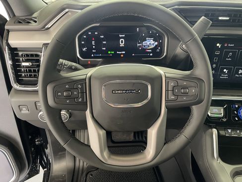 New 2026 GMC Sierra 2500 Denali w/ Denali Reserve Package AWD/4WD image 15