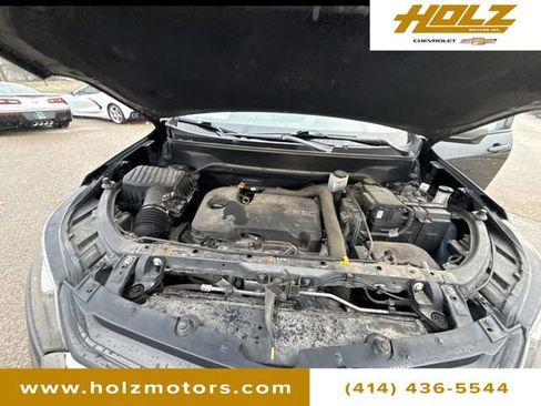 Used 2019 Chevrolet Equinox LS w/ LS Convenience Package image 27