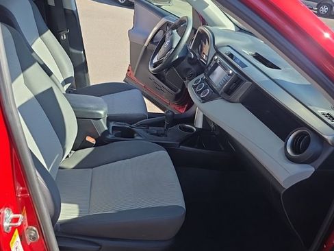 Used 2015 Toyota RAV4 LE w/ Preferred Accessory Package image 19
