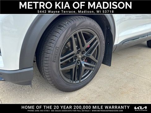 Used 2025 Ford Explorer ST w/ Sun And Sound Package AWD/4WD image 10
