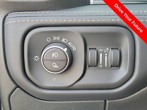 Used 2024 RAM 1500 TRX AWD/4WD image 19
