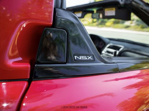 Used 2004 Acura NSX T RWD image 77