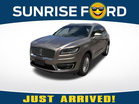 Used 2019 Lincoln Nautilus FWD image 1