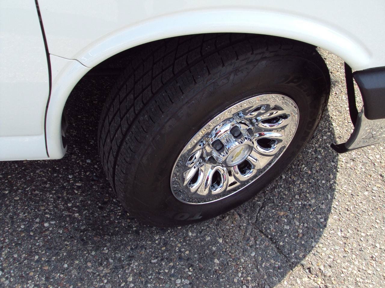 Used 2014 Chevrolet Express 1500 LT w/ LT Preferred Equipment Group AWD/4WD image 30