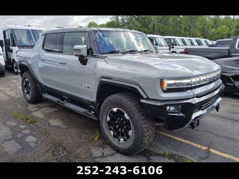 Used 2025 GMC Hummer EV 3X w/ Extreme Off-Road Package AWD/4WD image 2