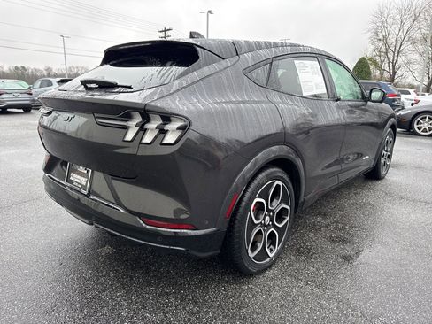 Used 2022 Ford Mustang Mach-E GT image 7