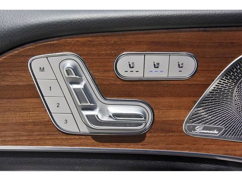 Used 2023 Mercedes-Benz GLS 450 4MATIC image 28