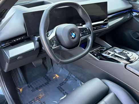 Used 2026 BMW 530i RWD image 4