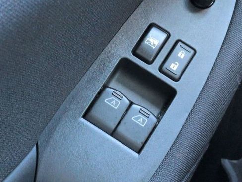 Used 2025 Nissan Z Sport w/ Floor Mat Package image 21