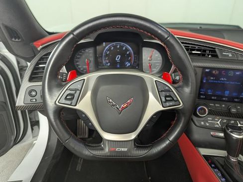 Used 2017 Chevrolet Corvette Z06 RWD image 16