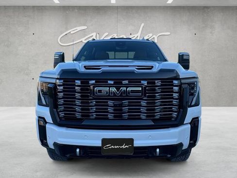 Used 2025 GMC Sierra 2500 Denali Ultimate image 18