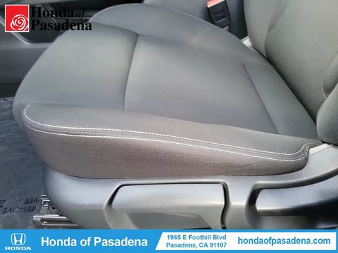 Used 2024 Nissan Rogue S FWD image 22