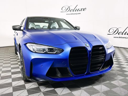 Used 2022 BMW M3 w/ M Carbon Exterior Package RWD image 30