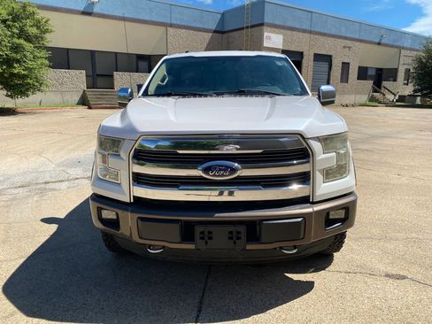 Used 2016 Ford F150 Lariat image 2