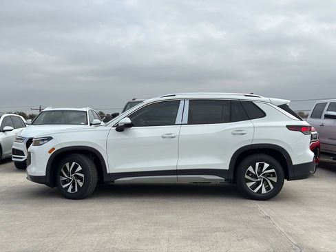 New 2026 Volkswagen Tiguan S FWD image 5