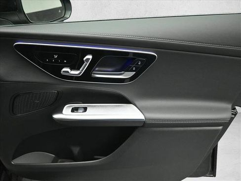 New 2026 Mercedes-Benz GLC 300 4MATIC image 29