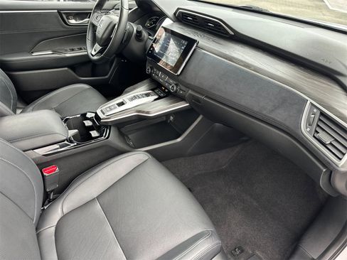 Used 2018 Honda Clarity Touring image 16