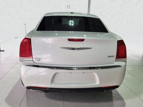 Used 2015 Chrysler 300 Touring w/ Limited Group image 21